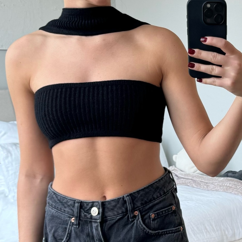 Black Crop Top